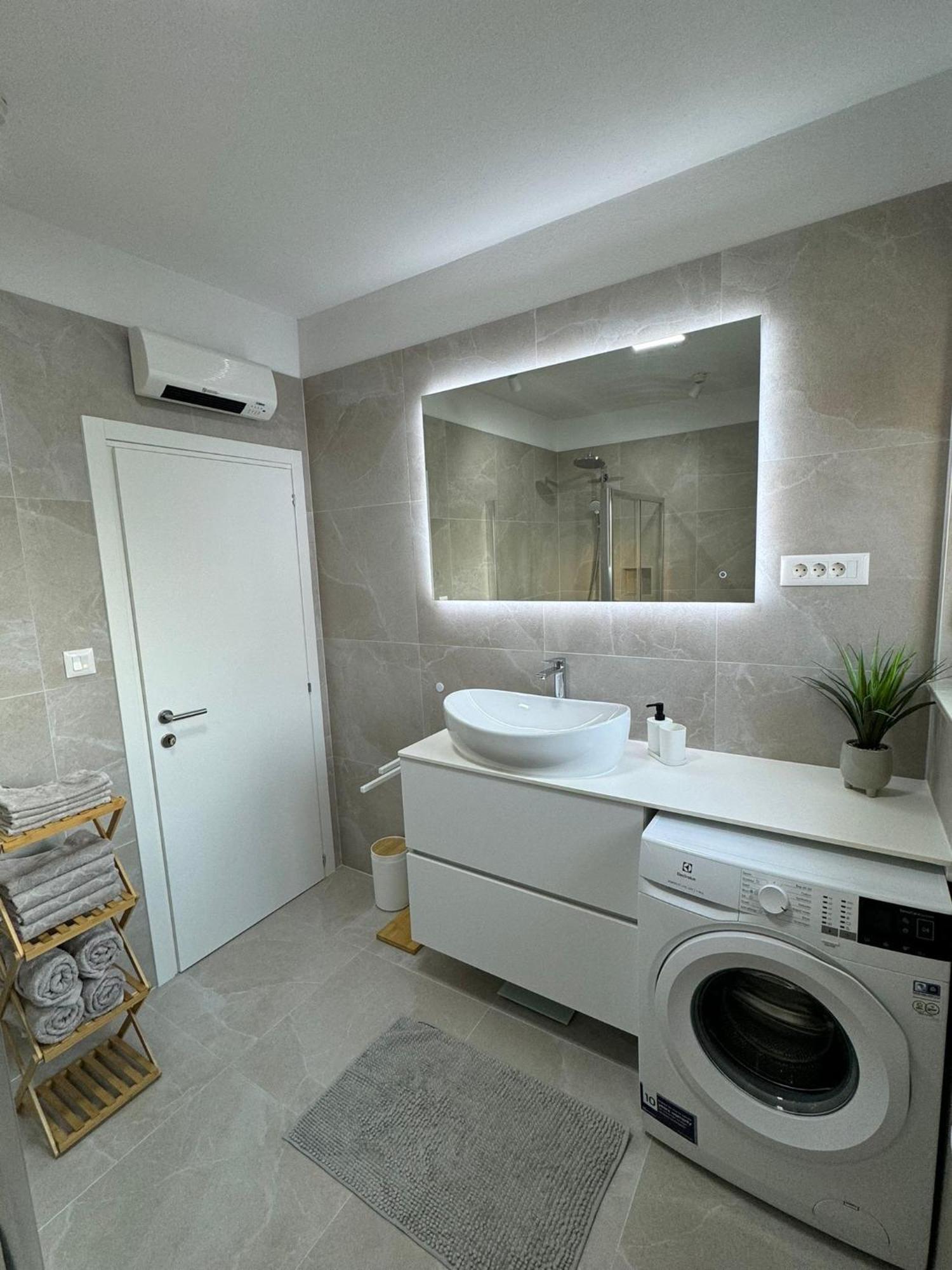 La Storia - Holiday Apartment House Zadar Extérieur photo